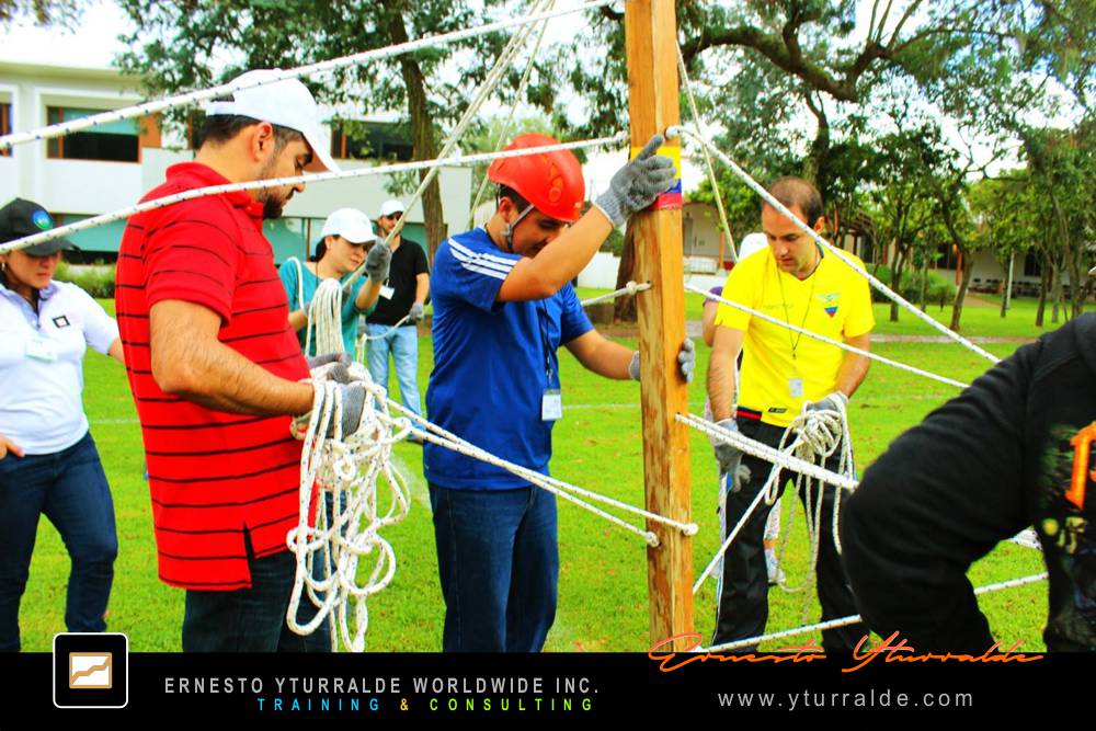 México Team Building | Team Building Empresarial para el desarrollo de equipos de trabajo - Talleres de Cuerdas Bajas